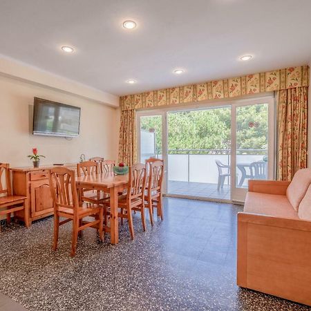 Rentalmar Goya Salou Esterno foto