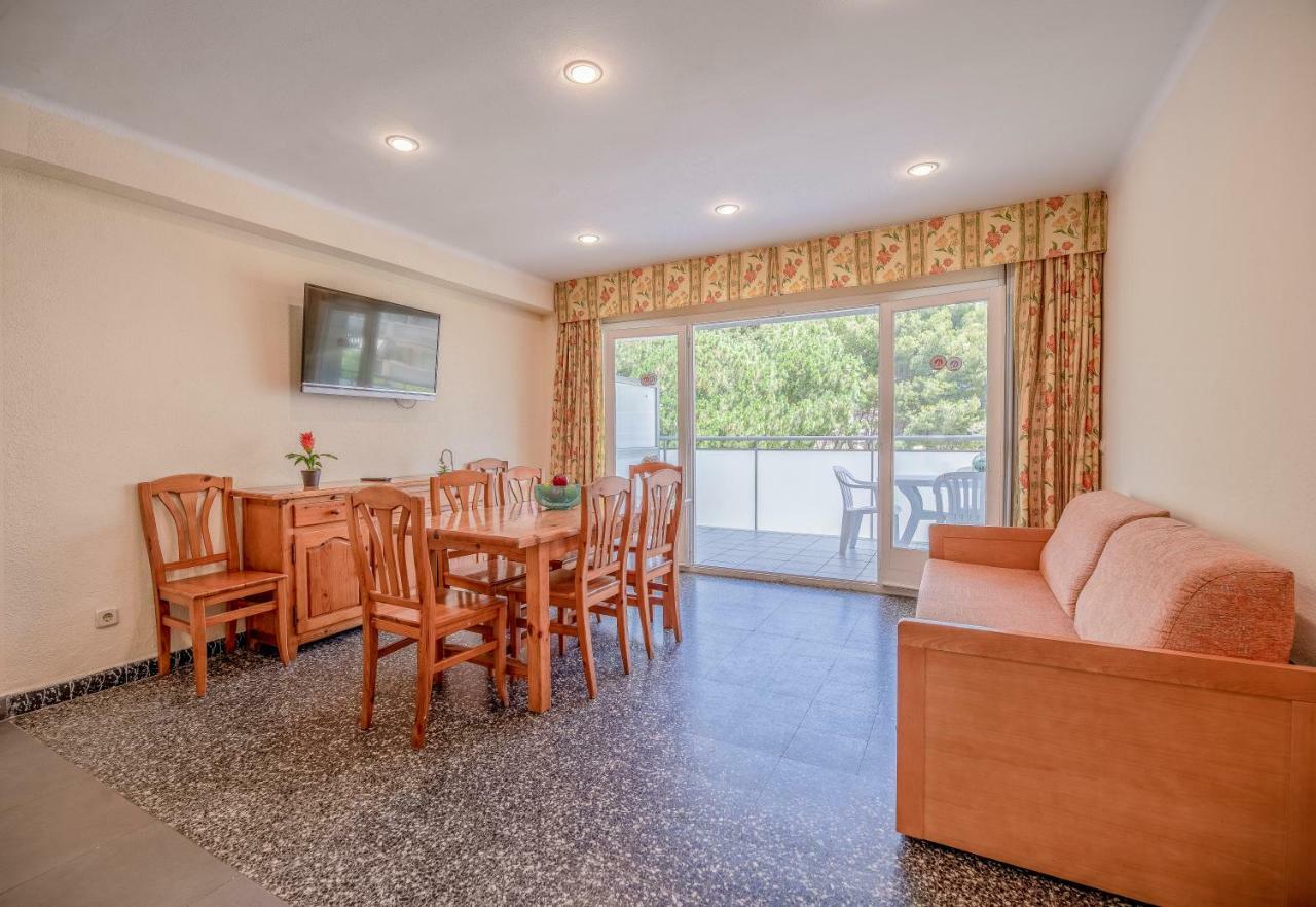 Rentalmar Goya Salou Esterno foto
